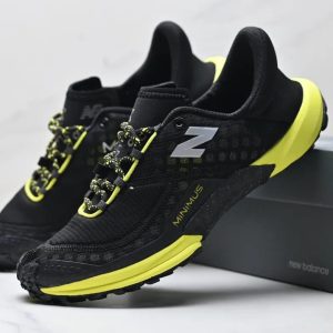 New balances Minimus Trail Black Ginger Lemon