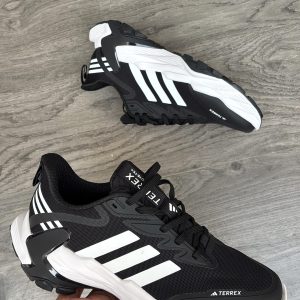 Adidase terex 2025.
