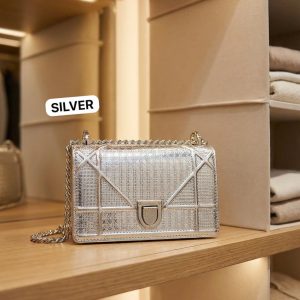 Latest Christians Dioer Diorama Bag Micro-Cannage Patent Leather With A Chain Strap And Silver Tone Hardware