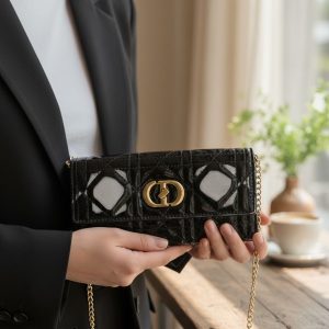 LATEST DIORE SLING CUM WALLET