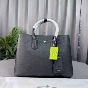 PRADAS DOUBLE SAFFIANO LEATHER TOTE BAG