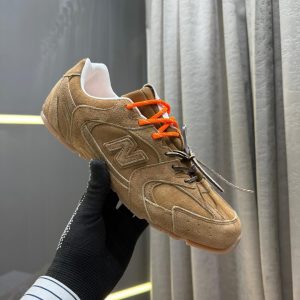 NEW BALANCEE MIU MIU 530 BROWN SUEDE
