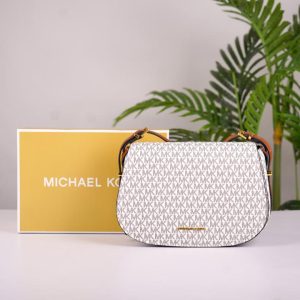 *Michaele Kors Lydia Signature Shoulder Bag
