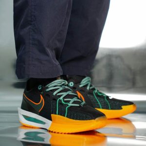 Zoom GT Cut 3 “MIAMI HURRICANES” 