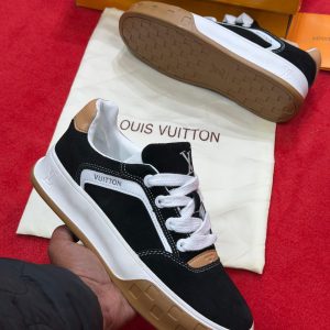 Louises Vuitton