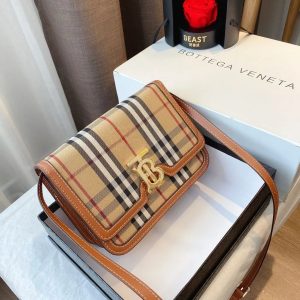 BURBERRYS MONOGRAM CLASP THOMAS PREMIUM BAG
