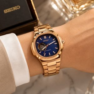 Mens watch