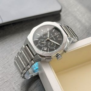 Mens watch