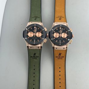 Mens watch