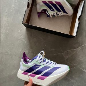 Women's shoes