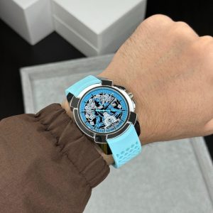 Mens watch