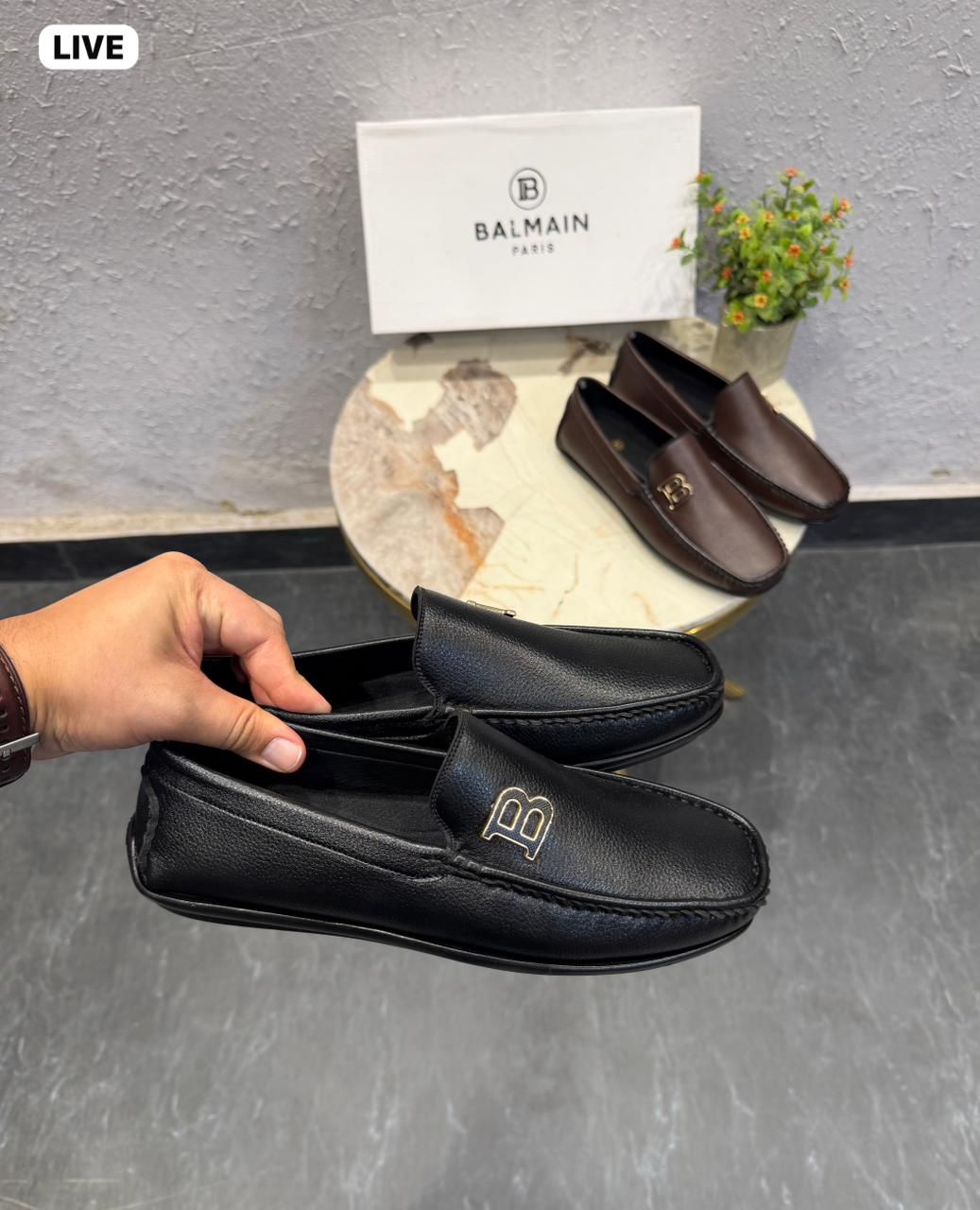 Mens ahoes
