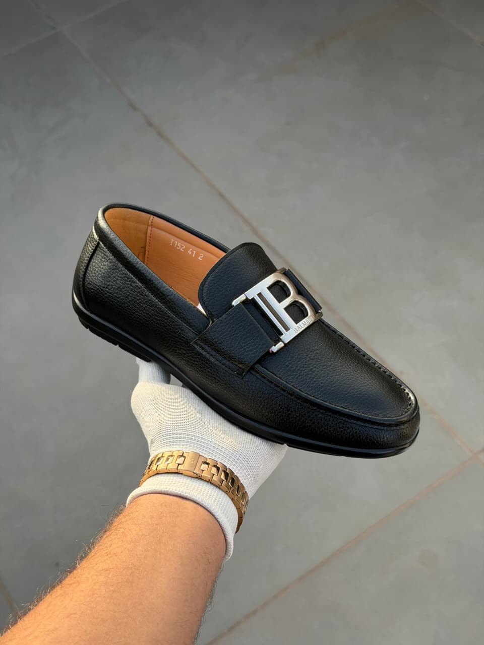 BalmainsLeather Loffer
