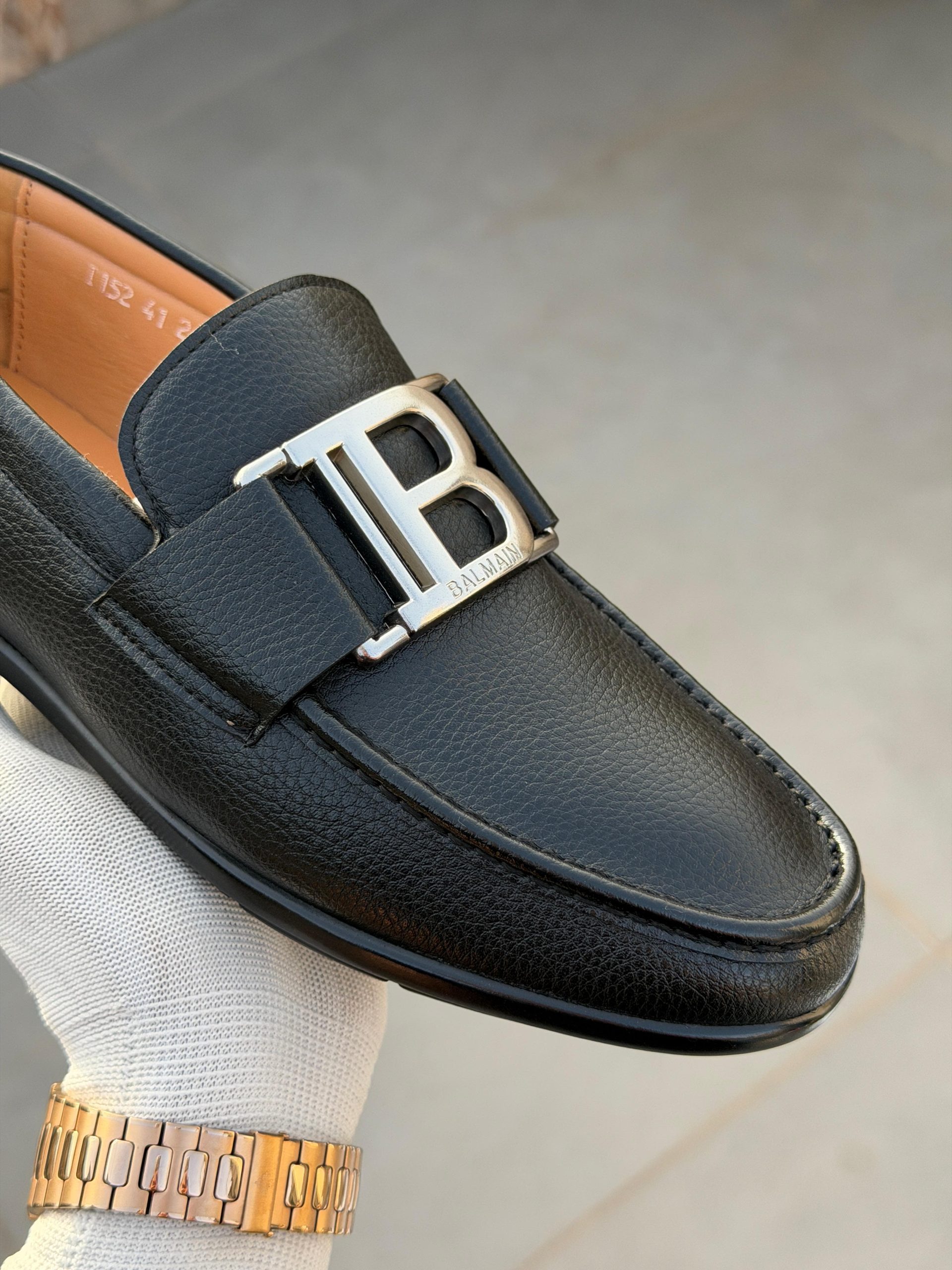 BalmainsLeather Loffer