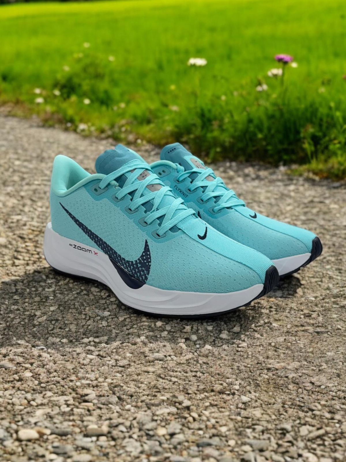 *NIKEA ZOOM X PEGASUS PLUS
