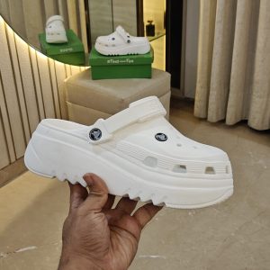 CROCSE EXCAPE HIKER