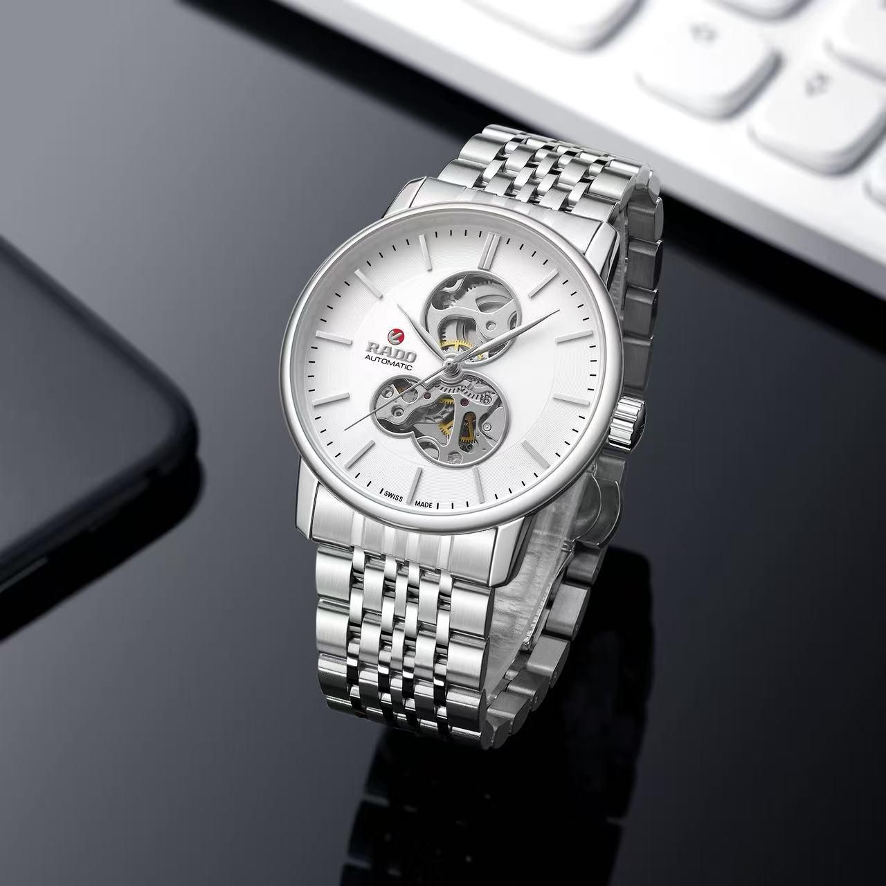 Men's watch