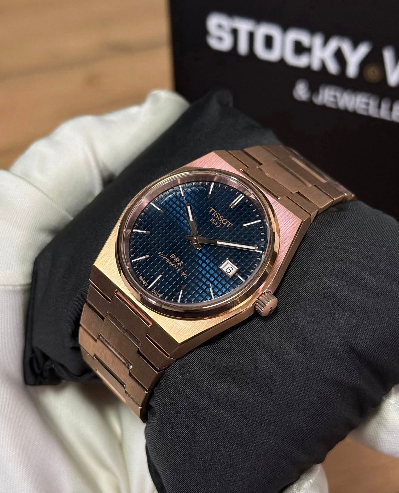 Men's watch