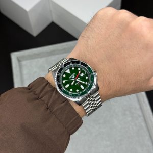 Men's watch