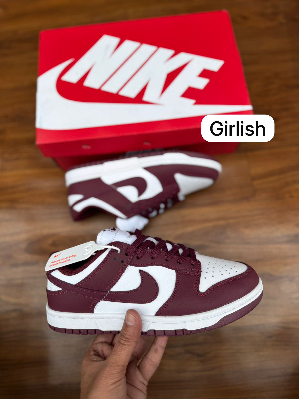 Women's shoes