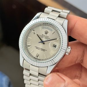 Men's watch