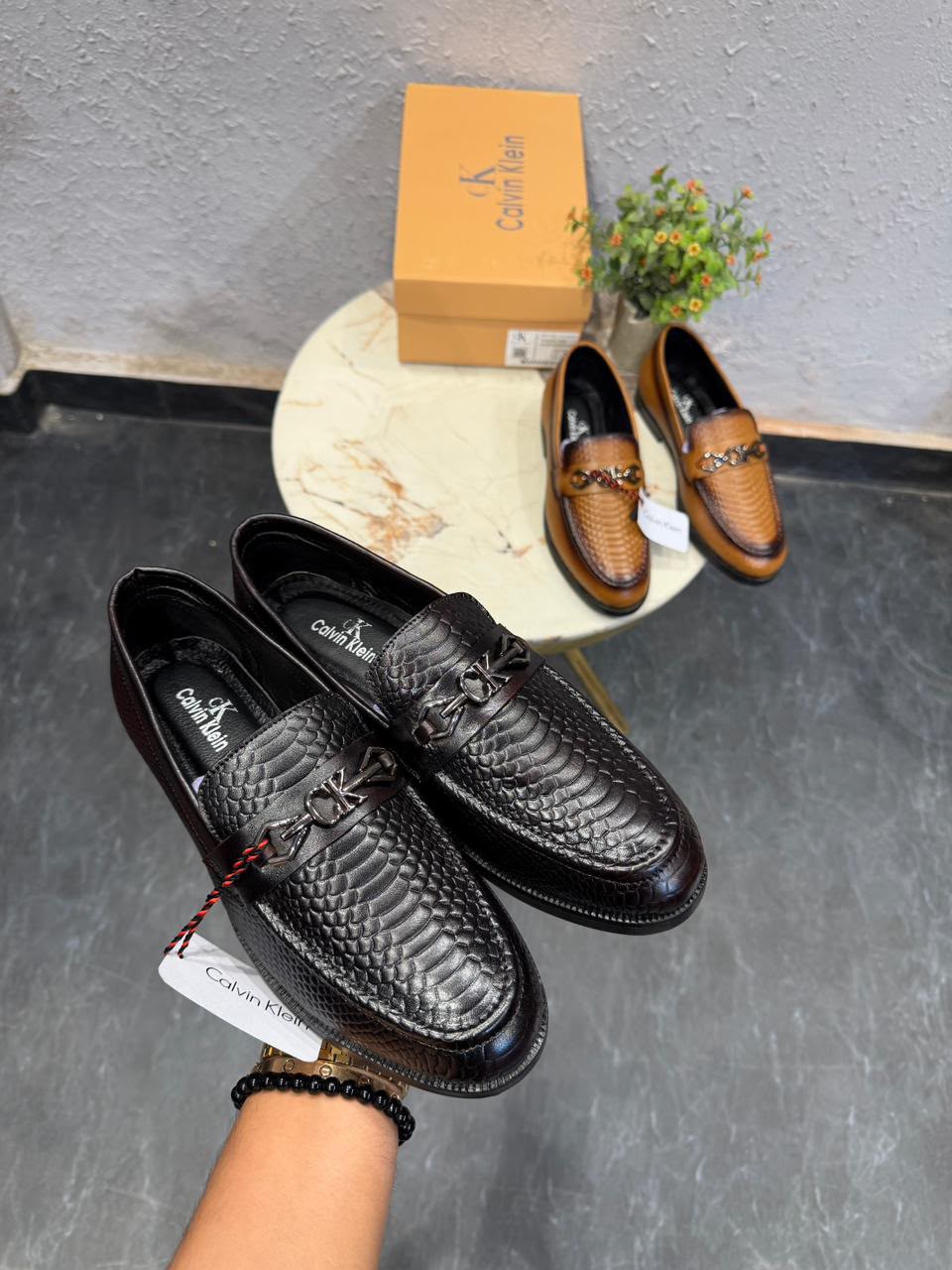 Men's shoes