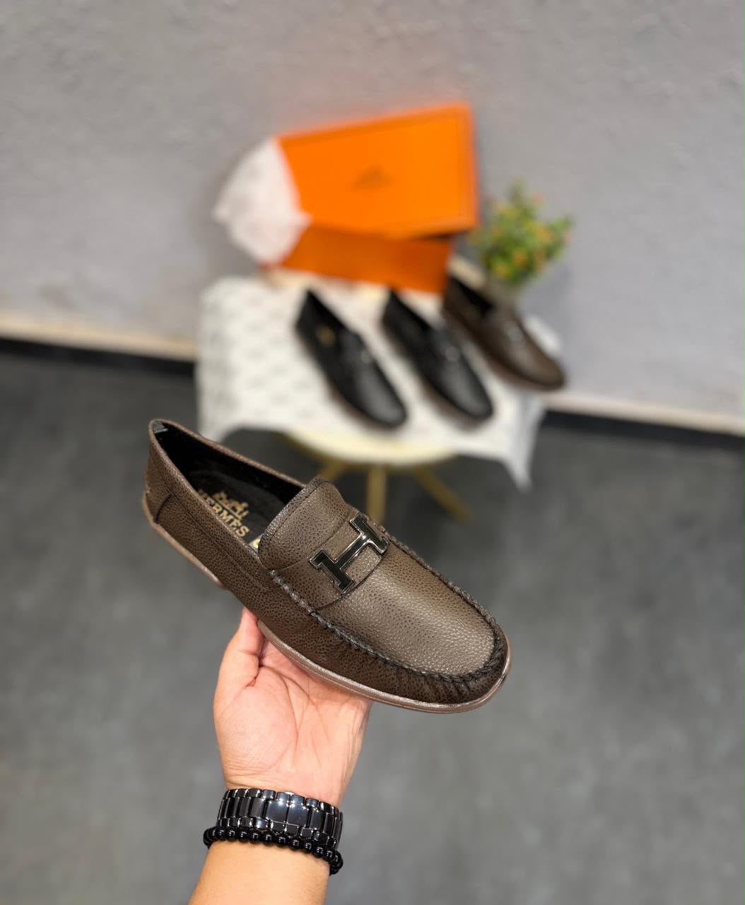 Men's shoes