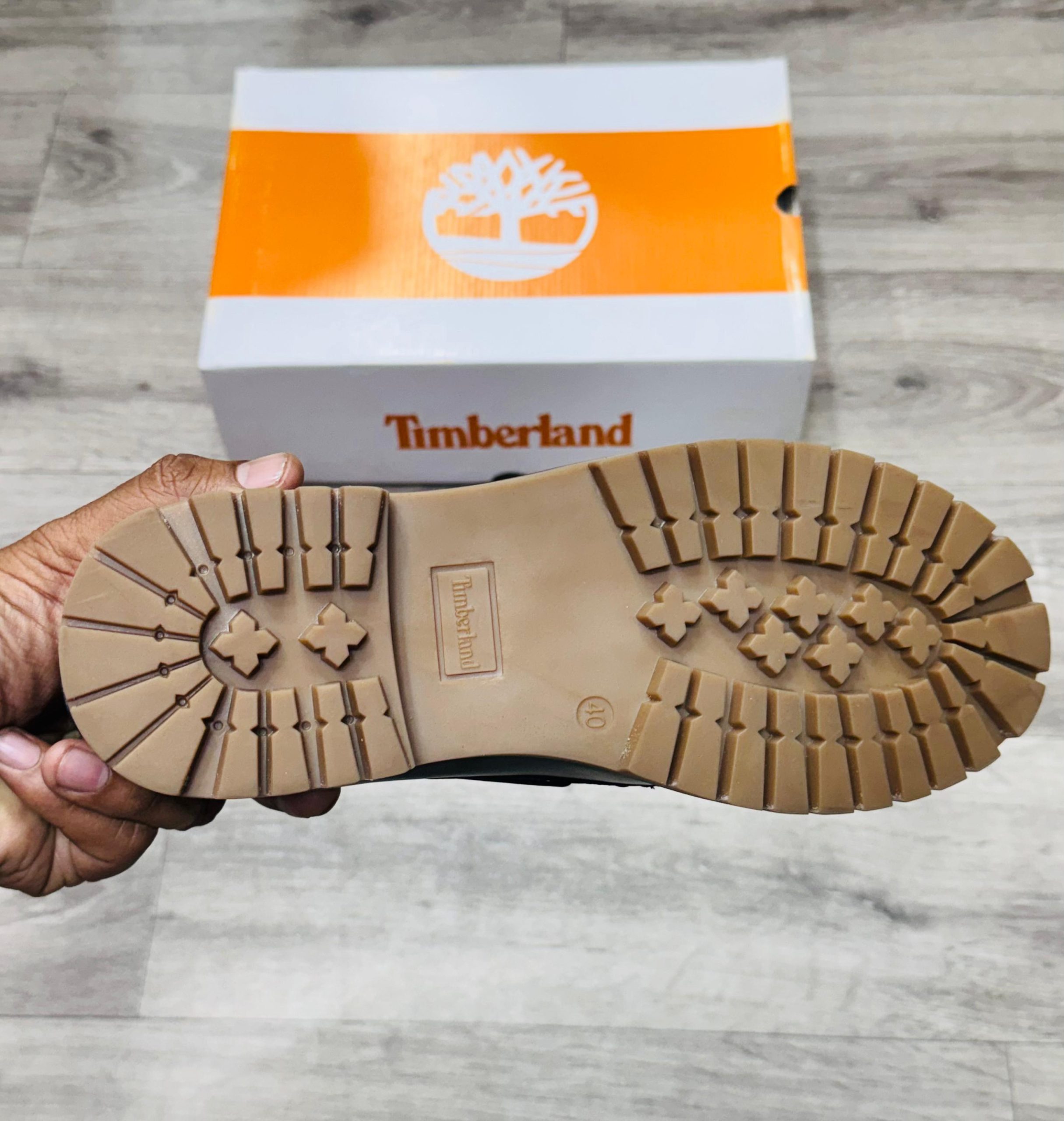 Men's shoes
