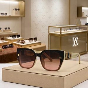 Women's sunglasses