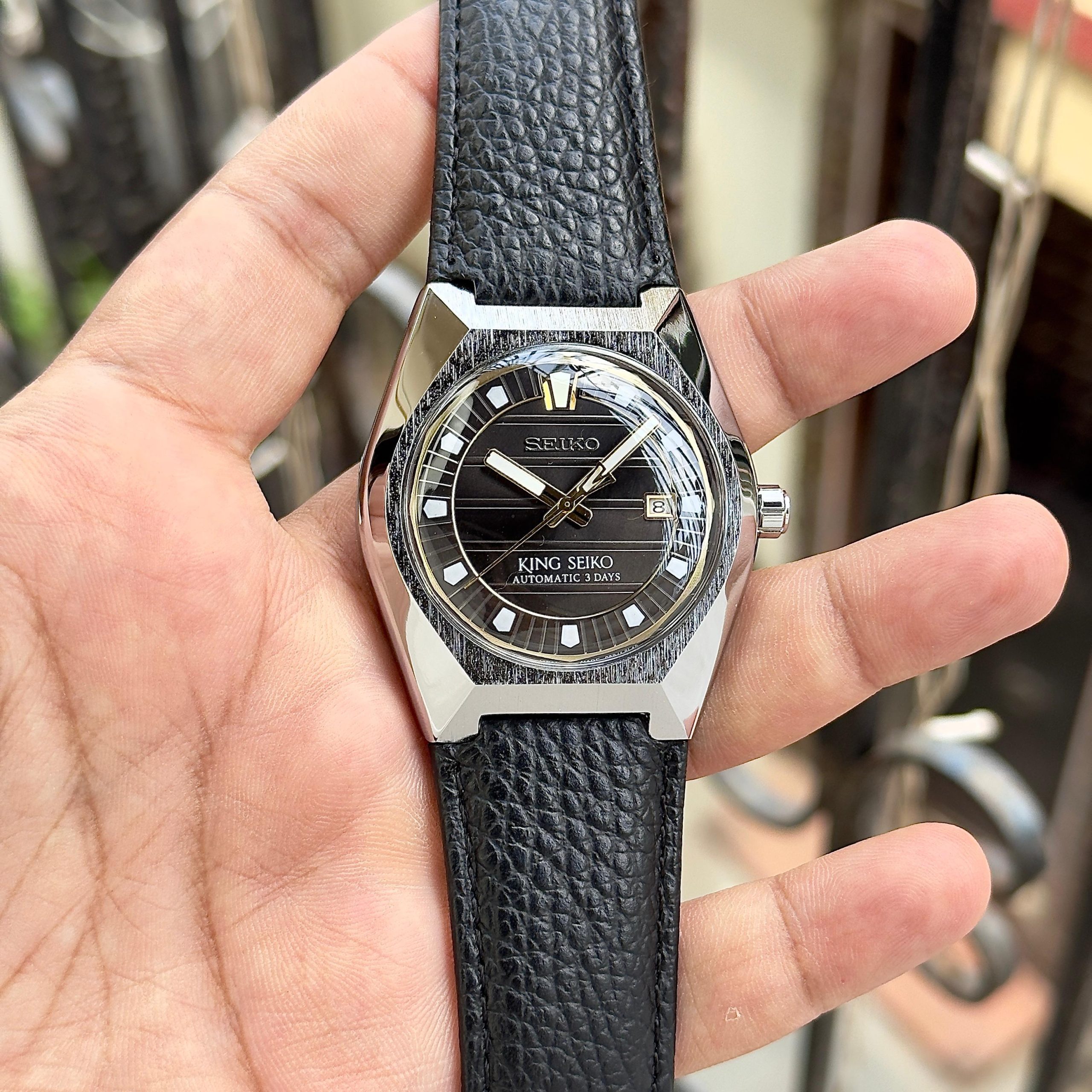 Men's watch