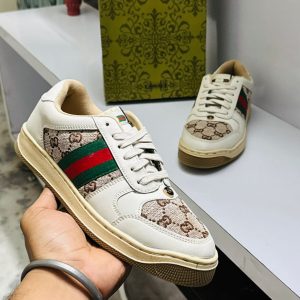 Men's shoes
