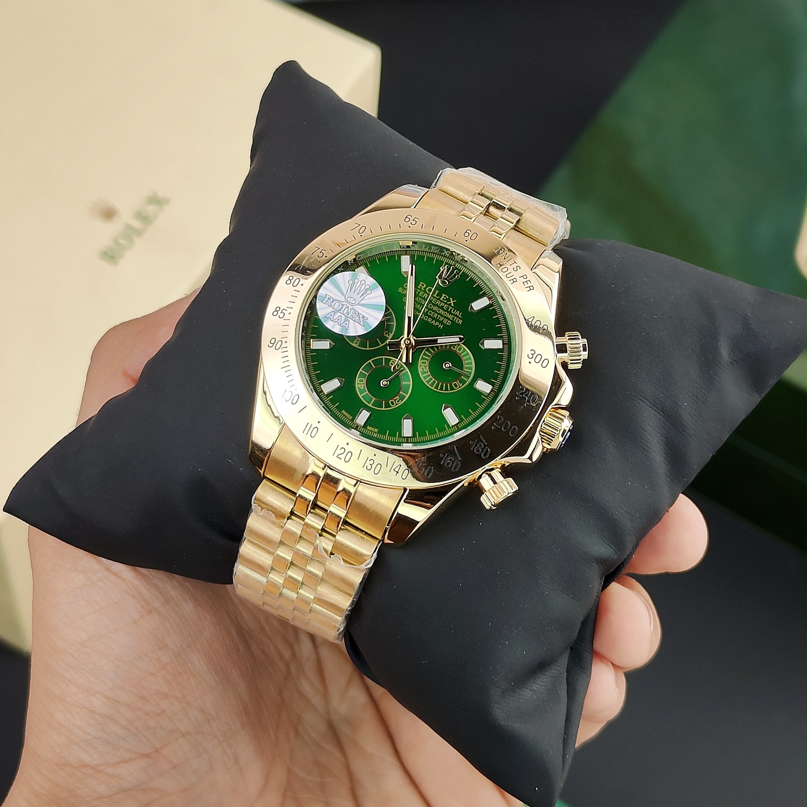 Men's watch