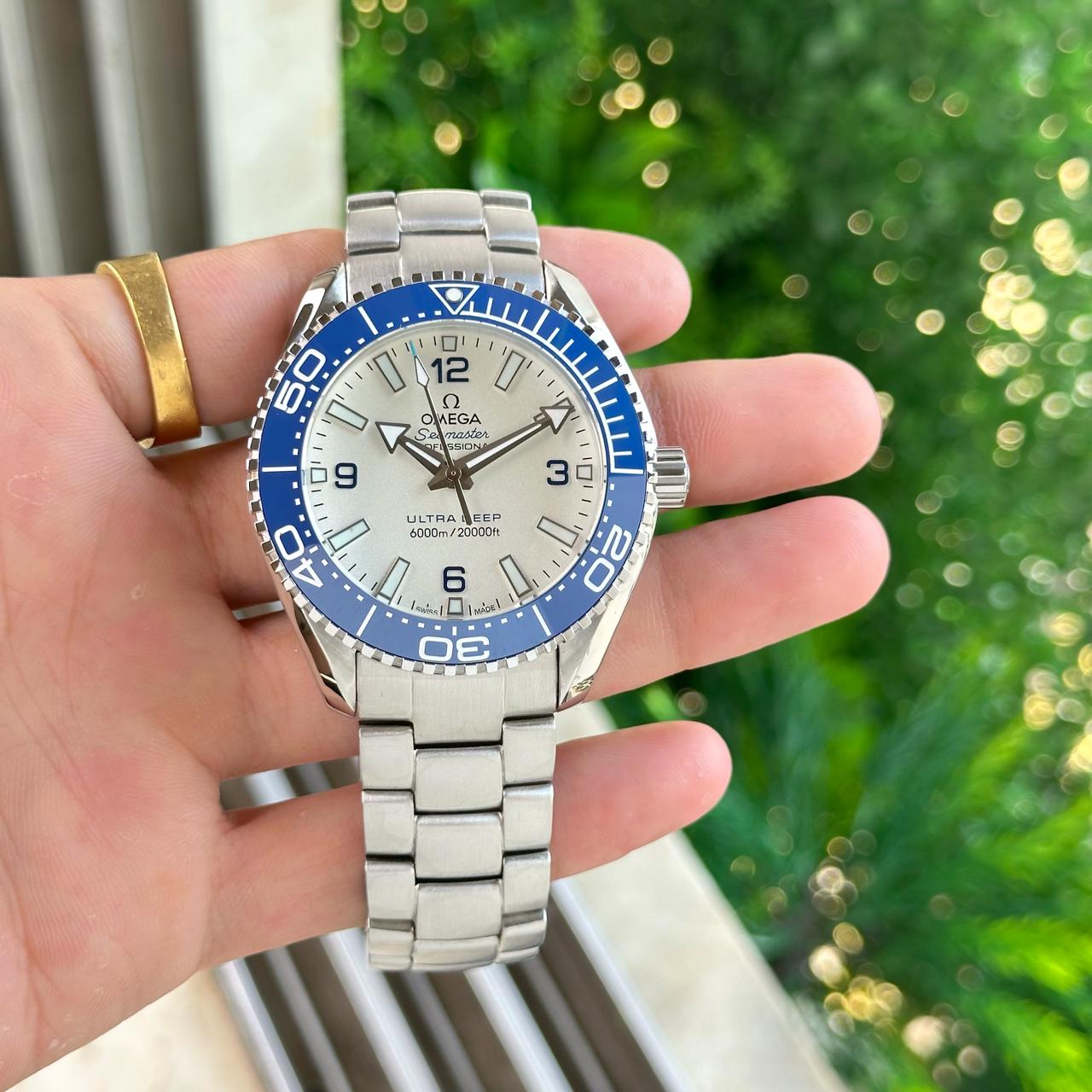 Men's watch