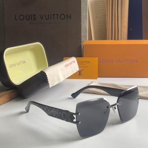Women's sunglasses