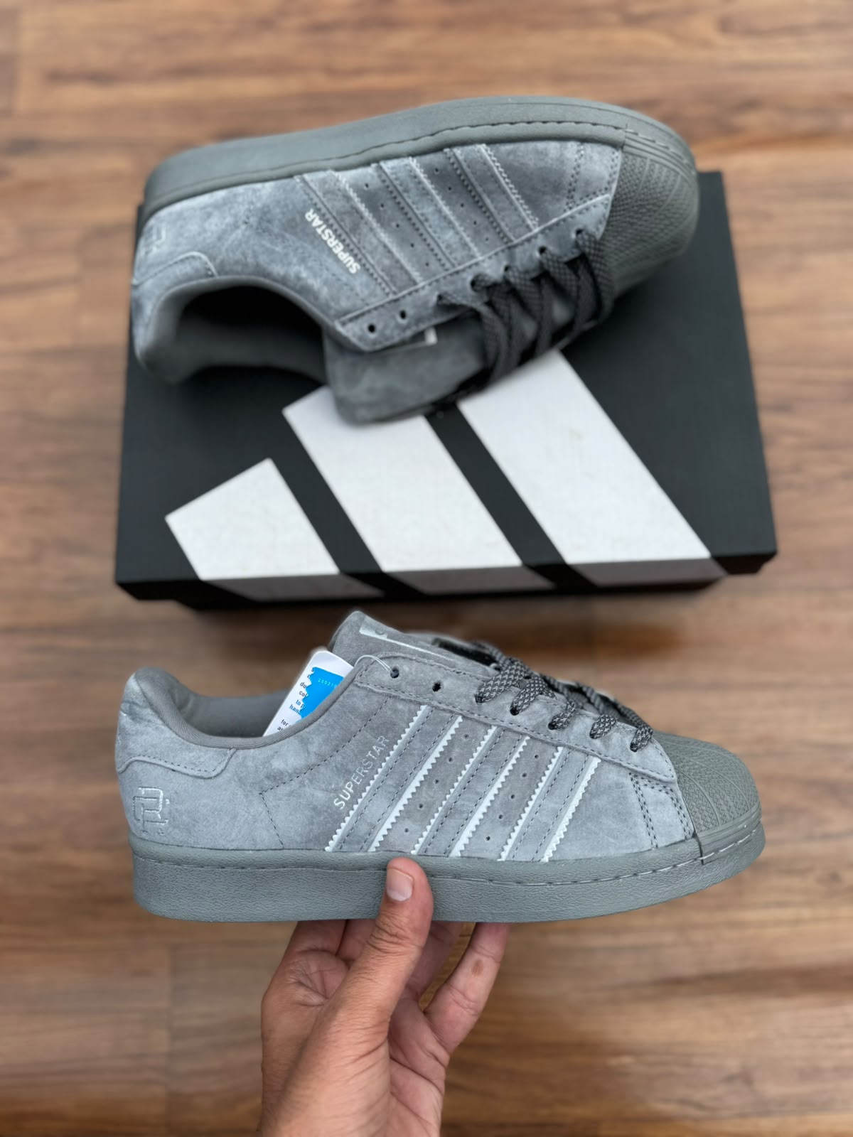Men's shoes