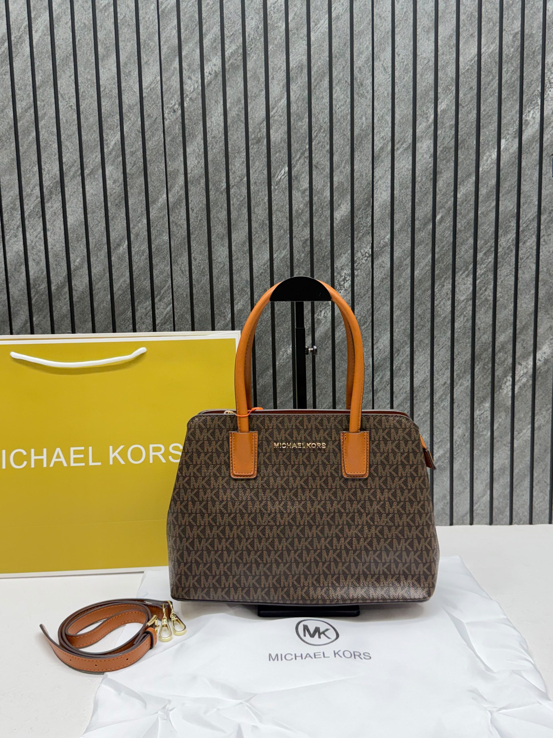 Women's bag