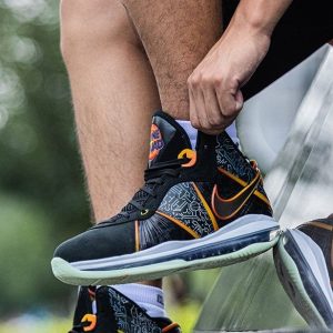 Men's shoes