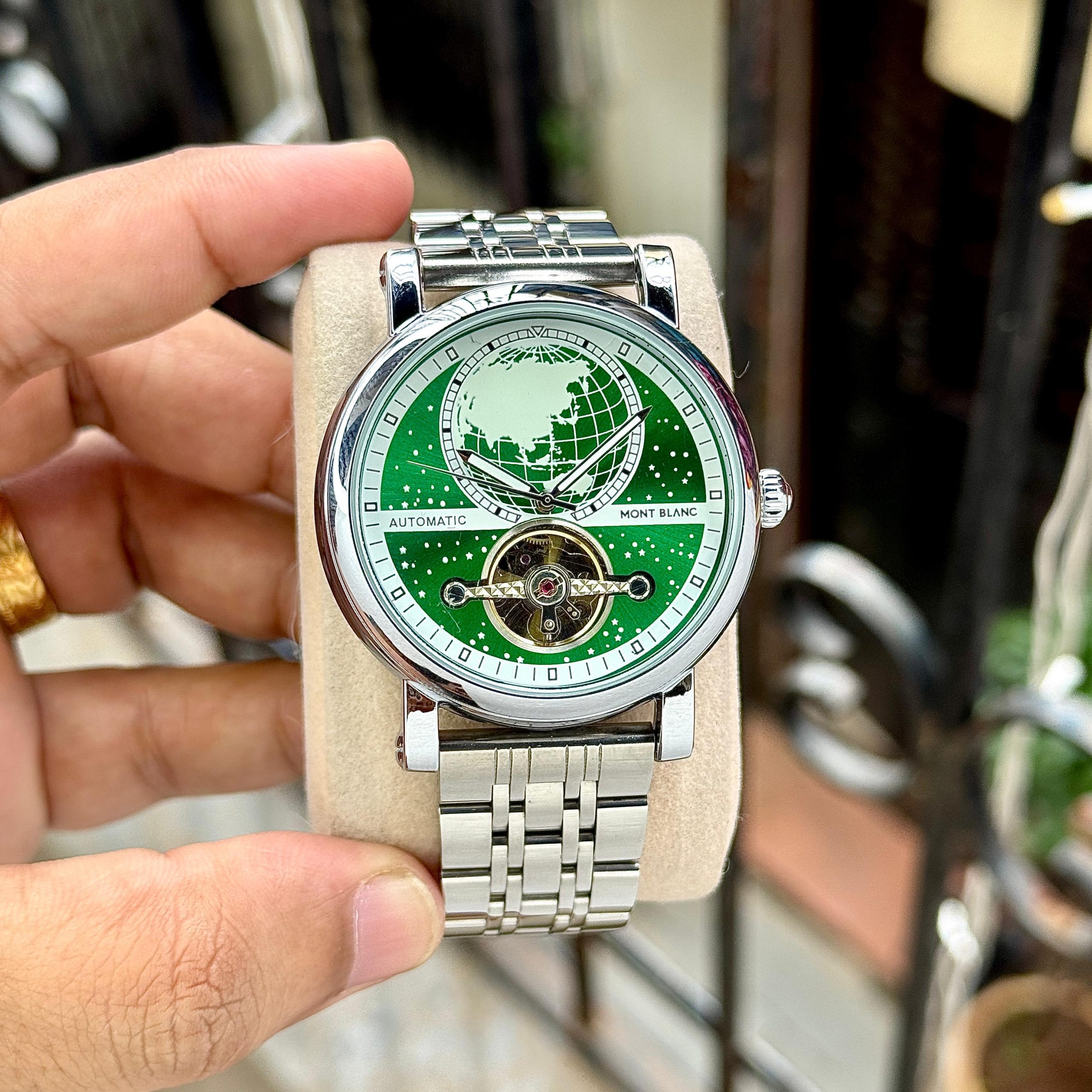 Men's watch