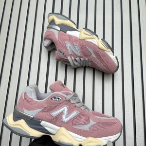 Women's shoes