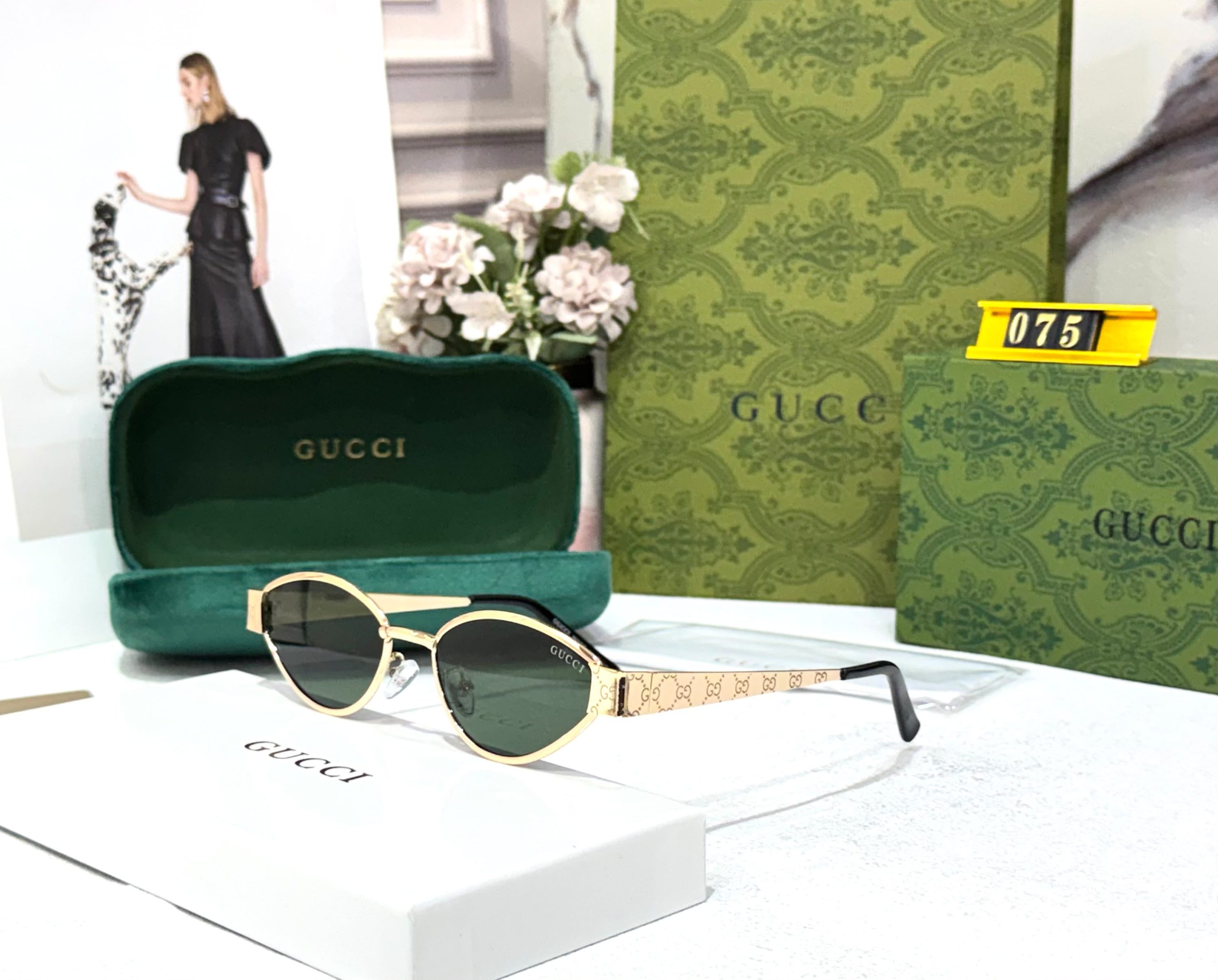 Women's sunglasses