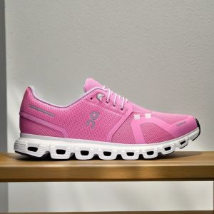Women's shoes