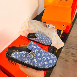 Men's slide