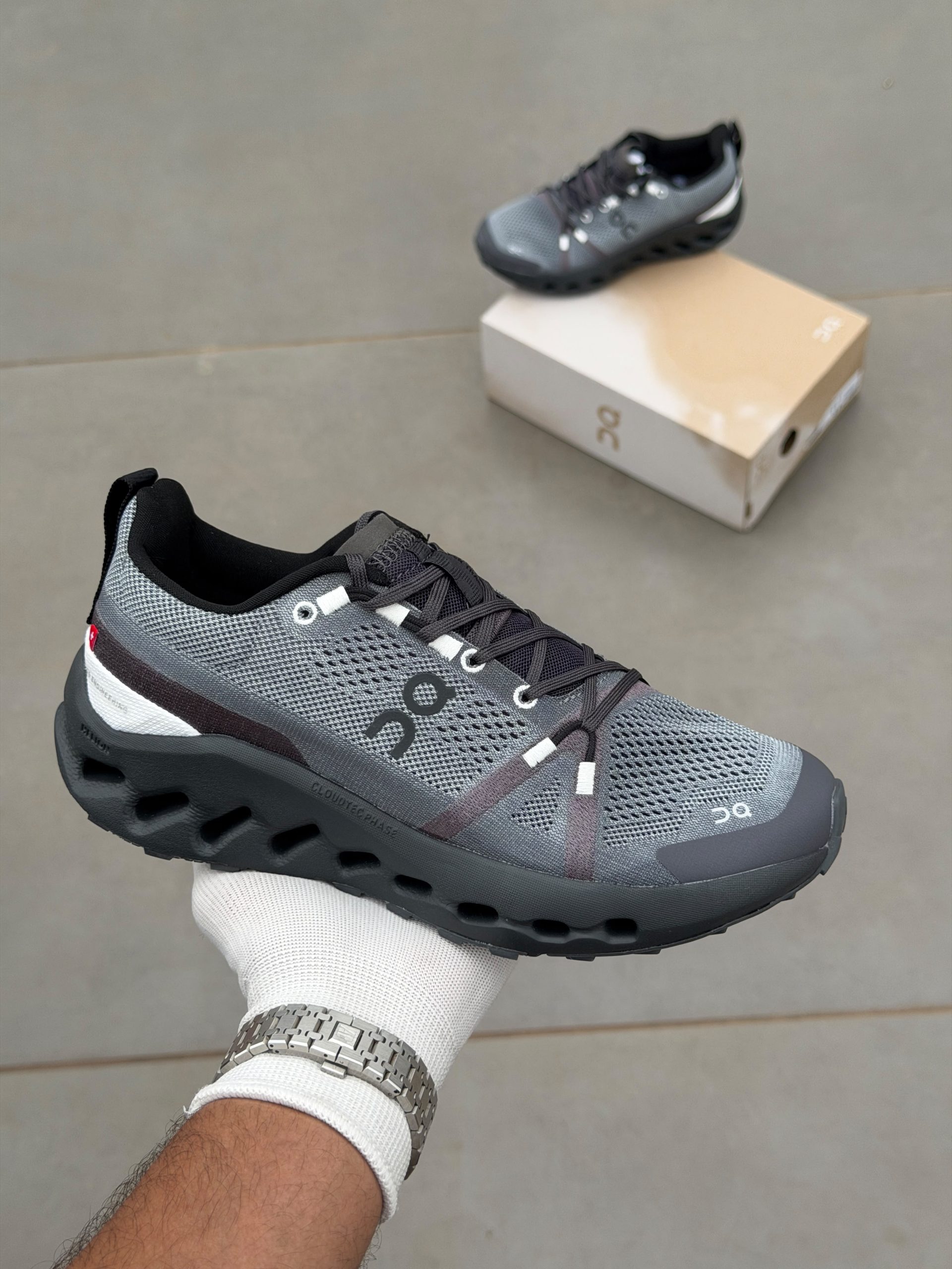Men's shoes