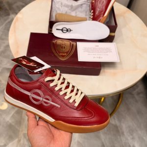Men's shoes