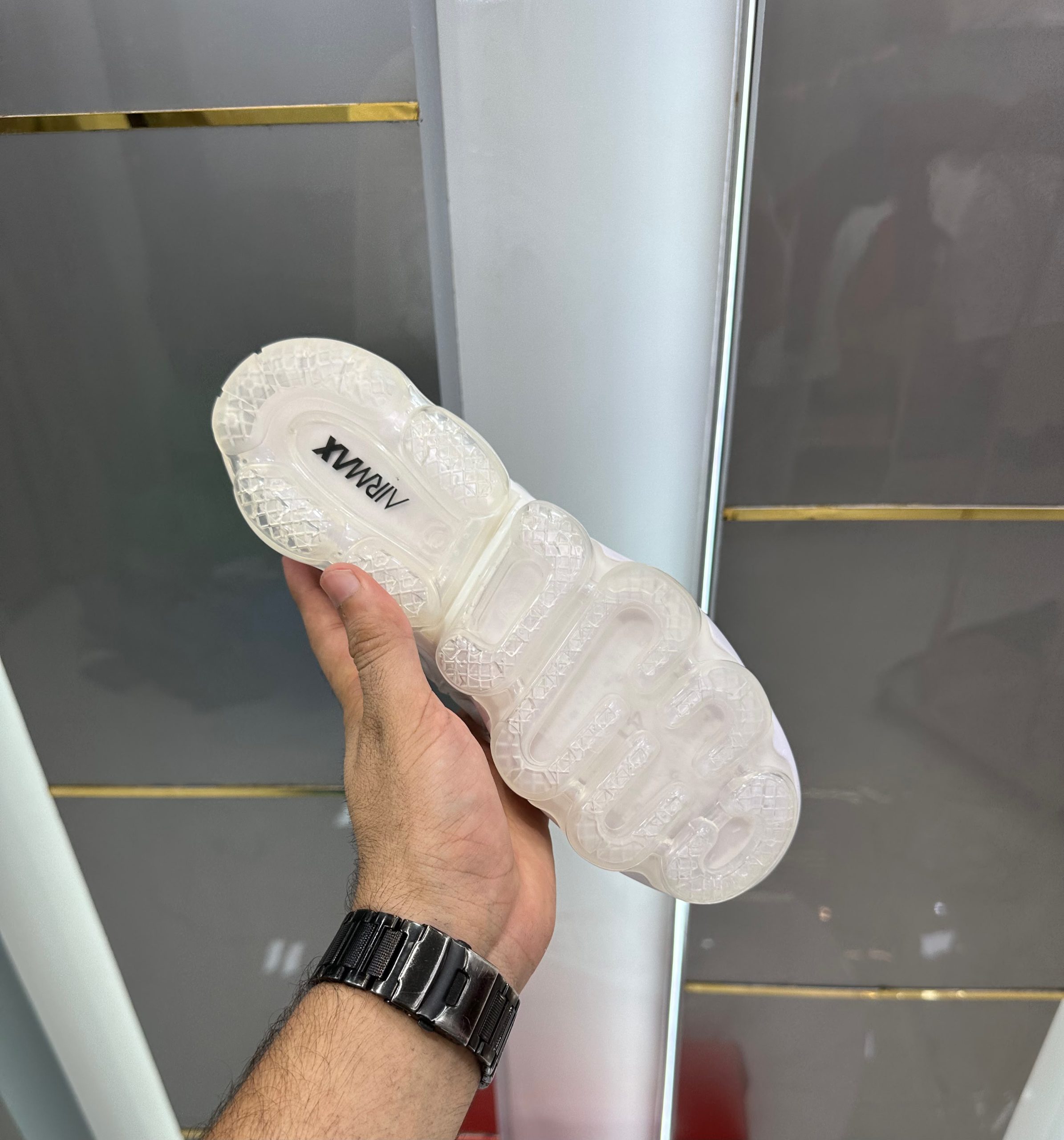 Men's shoes