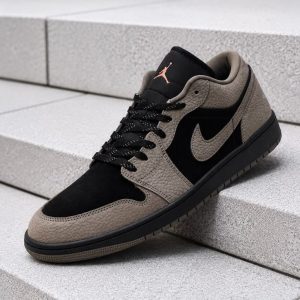 Men's shoes