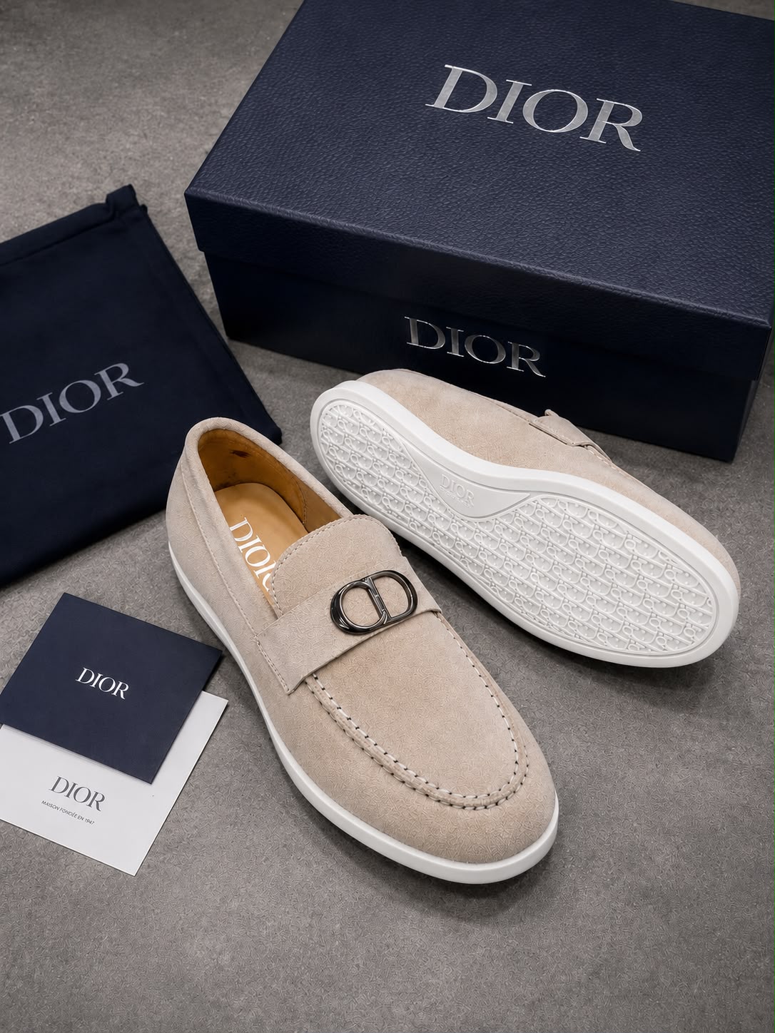 Men's shoes