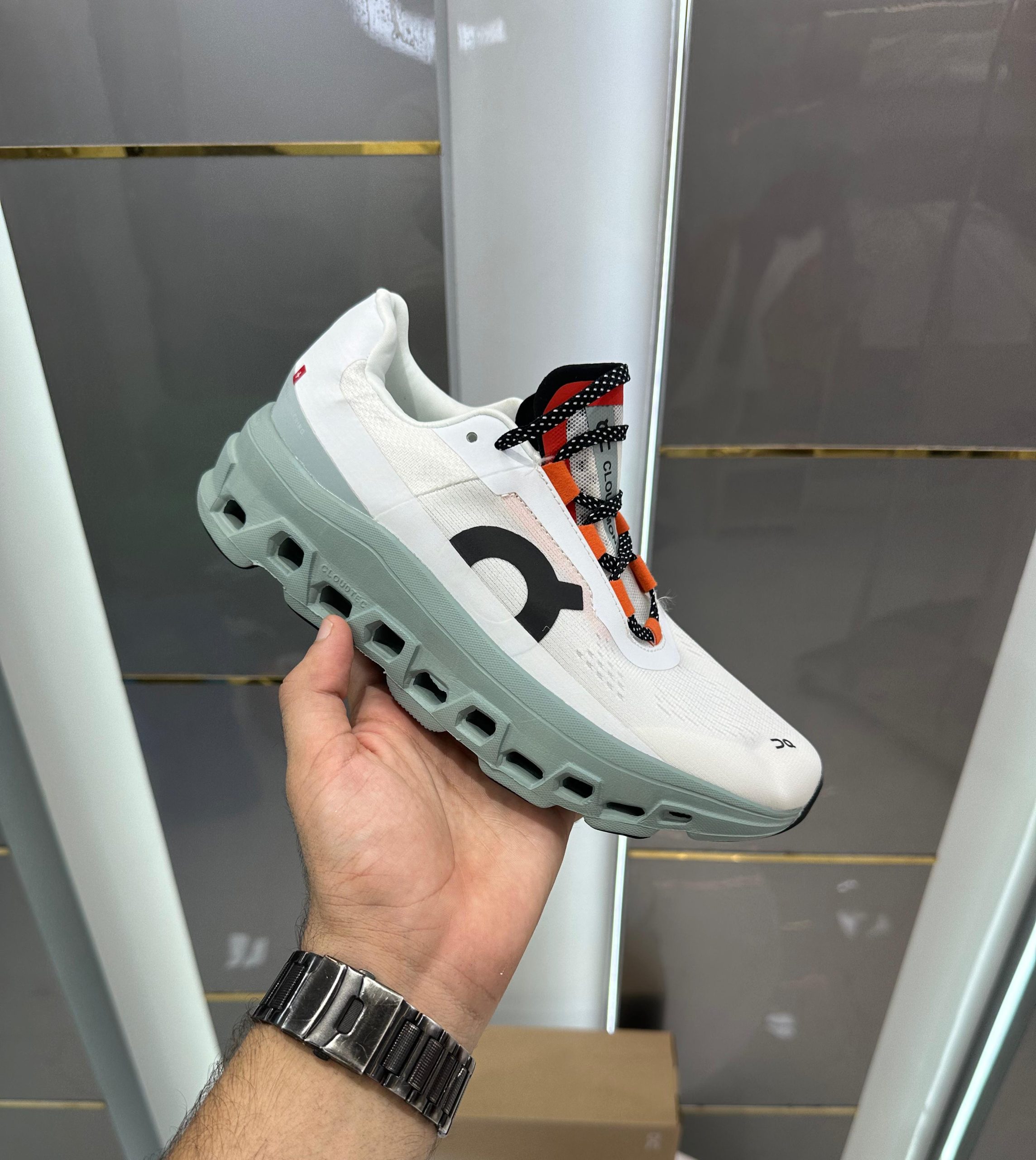 Men's shoes