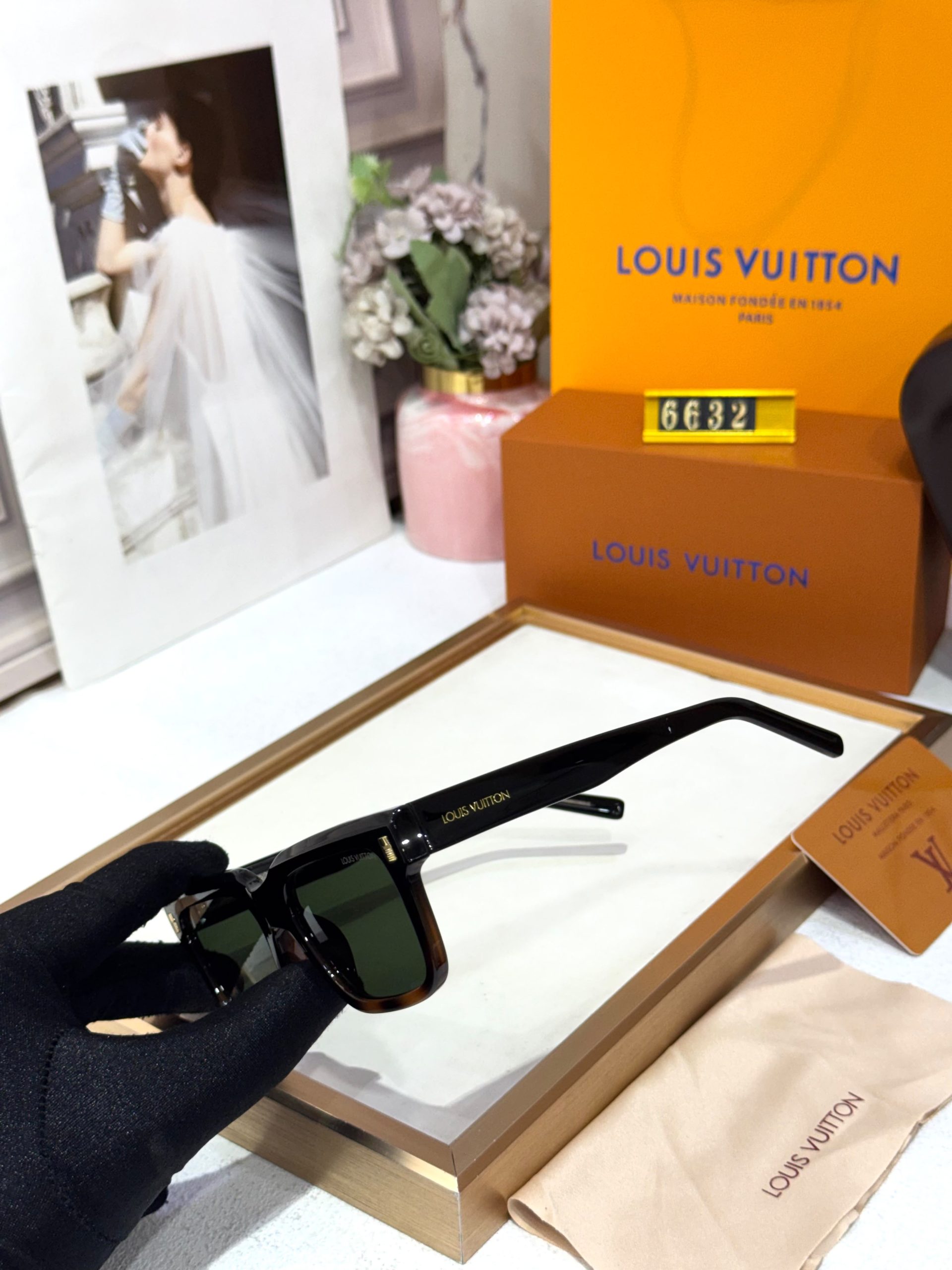 Men's sunglasses