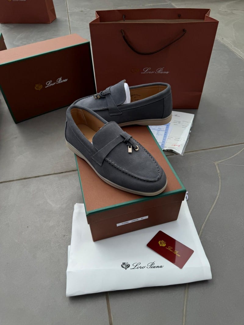 Men's shoes